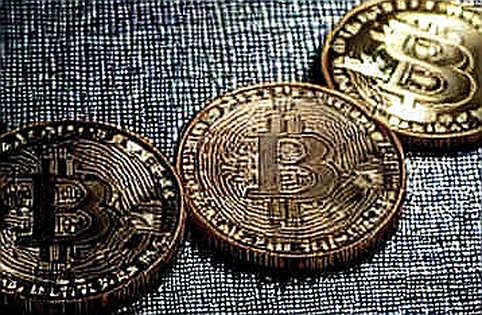 One Published Address, Every Payment Ever Received: Auditing Zakura's Zcash Quantum Linkage Claim One Published Address, Every Payment Ever Received: Auditing Zakura's Zcash Quantum Linkage Claim